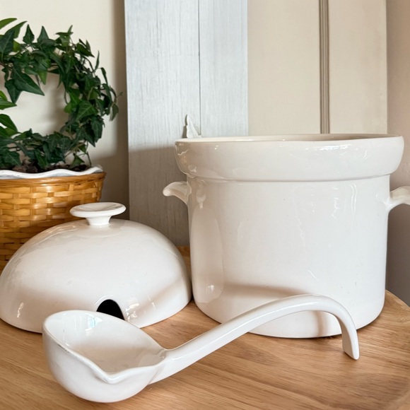 Vintage Ironstone Other - Vintage Ironstone Covered Soup Tureen, 1 gallon, with Ladle, Ivory